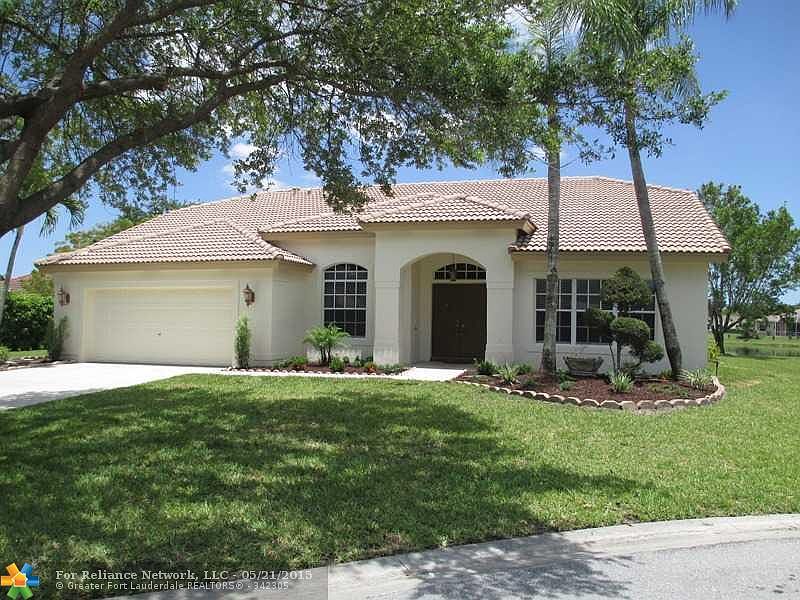 1st image of 1325 NW 104th Dr