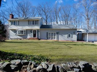 47 Laurel Ln, Ridgefield, CT 06877