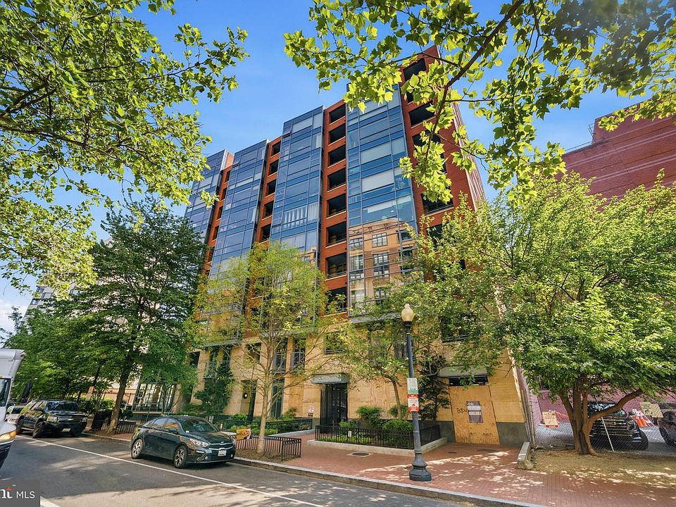 1st image of 1117 10th St NW APT 1103
