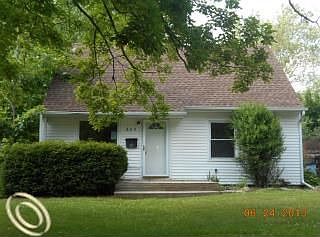 1st image of 825 Starwick Dr