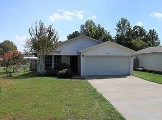 605 SW 3rd St, Bryant, AR 72022