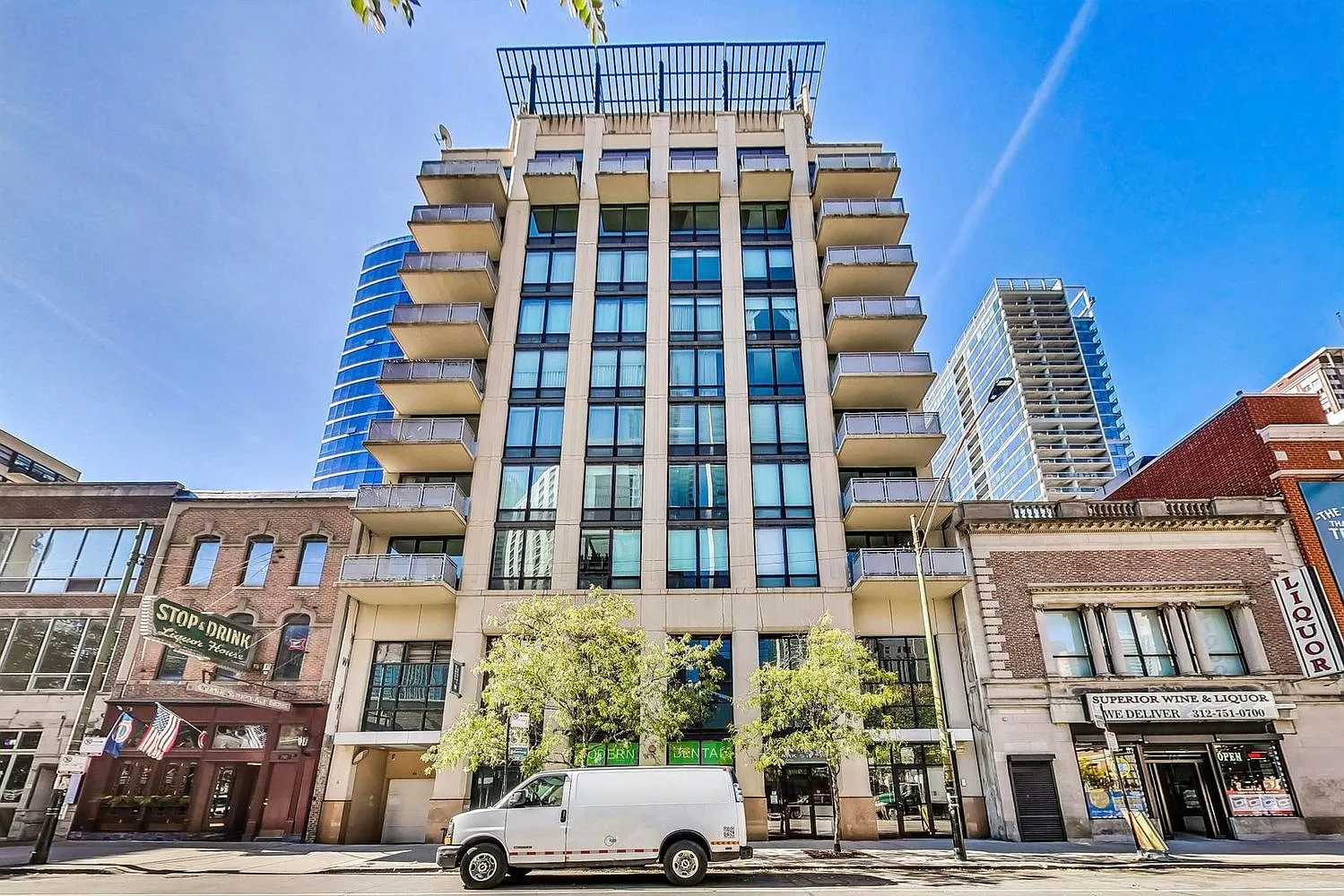 2 bed, 1428 sqft, $3,900 — Photo 1