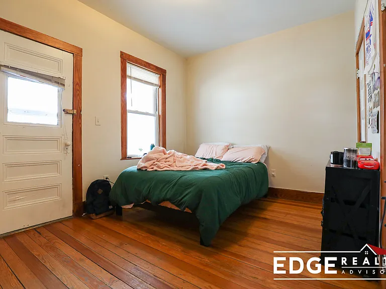 346 Faneuil St #2 — Photo 11