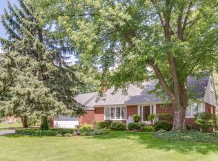 1350 Indian Hill Dr, Bensenville, IL 60106