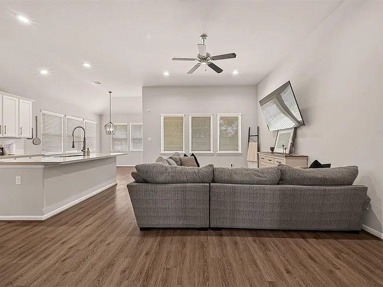 1665 Morgan Trail Dr — Photo 6