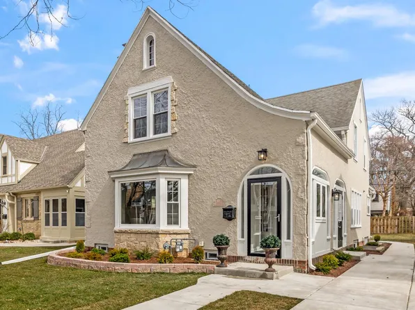 5412 North Hollywood AVENUE, Whitefish Bay, WI 53217