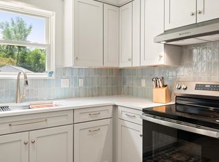 14 Hideaway Ln, Williston, VT 05495