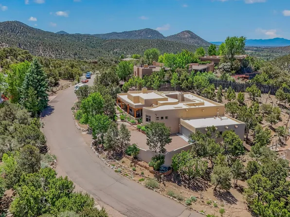 850 Paseo De Don Carlos, Santa Fe, NM 87501