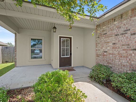 2nd image of 18342 Sunset Park Dr