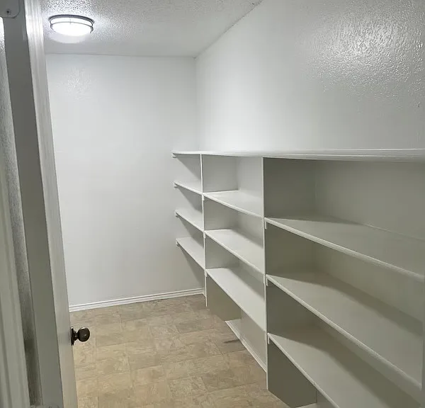 2100 Bliss Rd — Photo 11