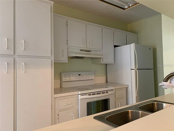 4th image of 1824 Bough Ave Unit 2