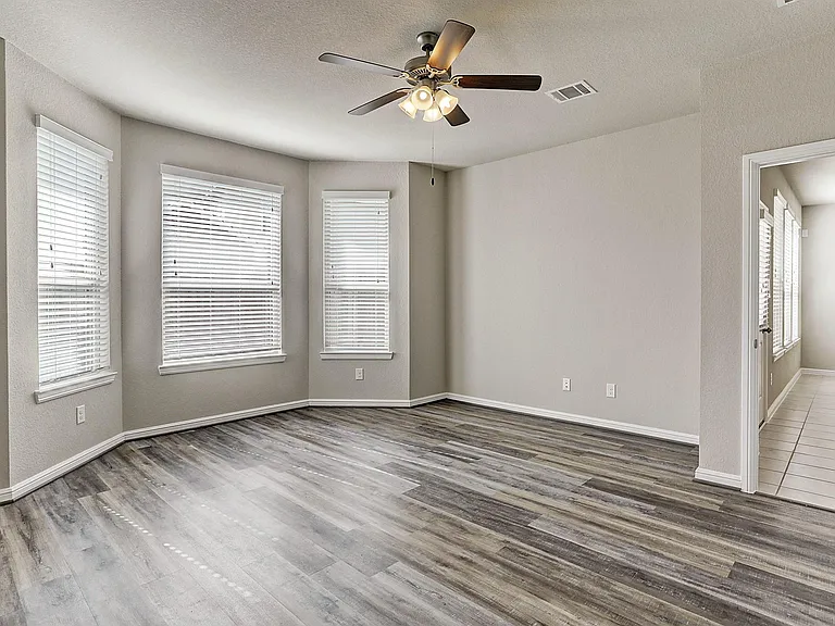 18111 Alora Springs Trc — Photo 12