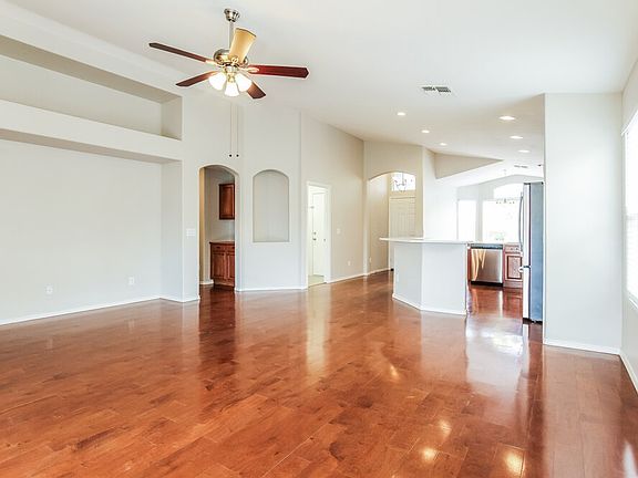 5th image of 8459 W Ross Ave