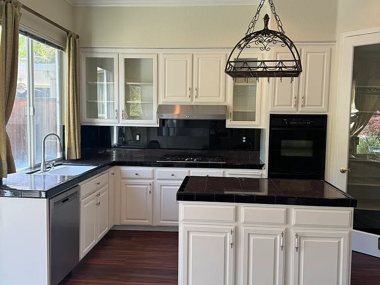 25178 Century Oaks Cir — Photo 11