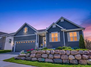 711 Sugar Maple Ln, Verona, WI 53593