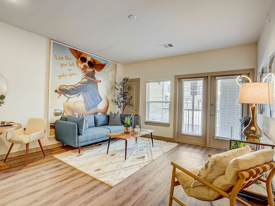 One Bedroom Living Room