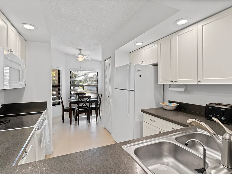 4320 47th Ave W #201 — Photo 16
