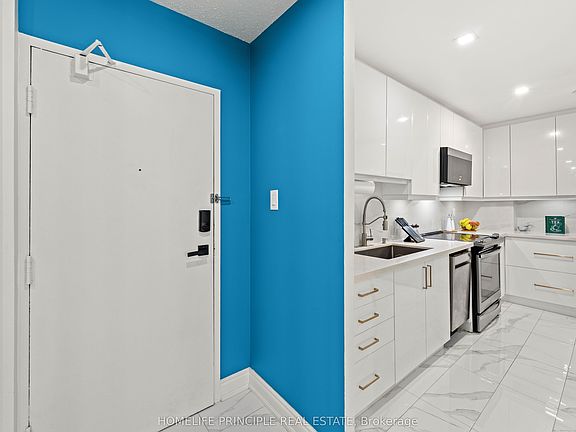 2nd image of 100 Mornelle Ct #1059