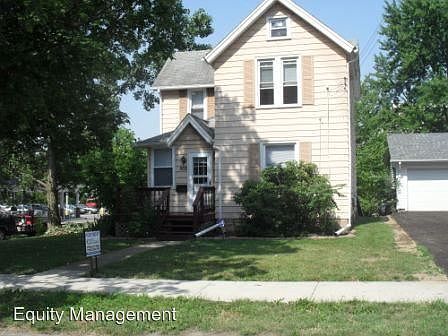 2nd image of 502 Washington Ave