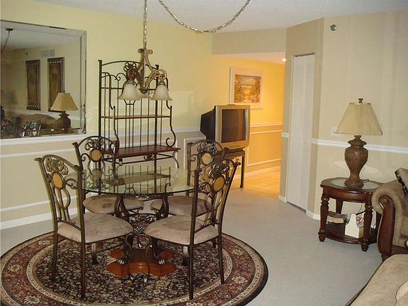 4th image of 275 Palm Ave APT B505