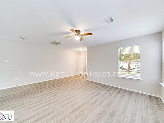 4th image of 8122 Villandry Ln