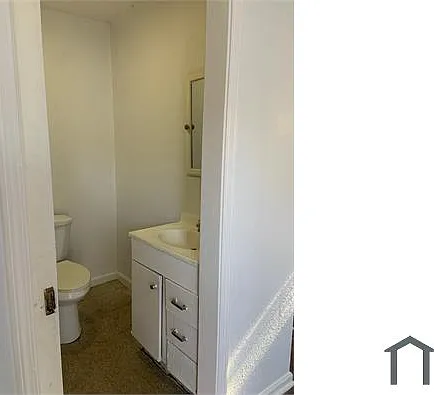 267 N San Joaquin Ave #3 — Photo 4