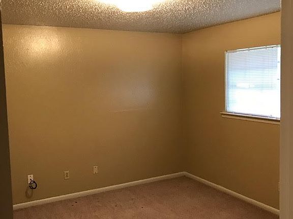 4th image of 422 Tammy Lynn Dr #B