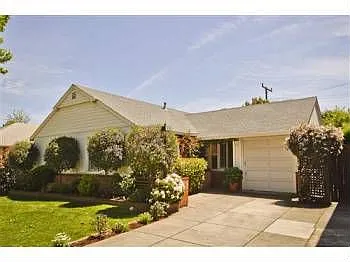 620 Magnolia Dr photo 1