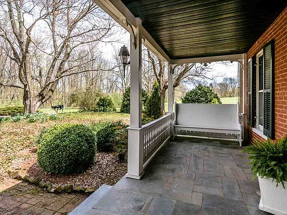 3rd image of 112 Old Forge Ln