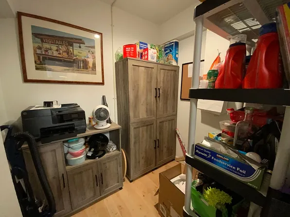 27010 Grand Central Pkwy APT 31Y, Floral Park, NY 11005