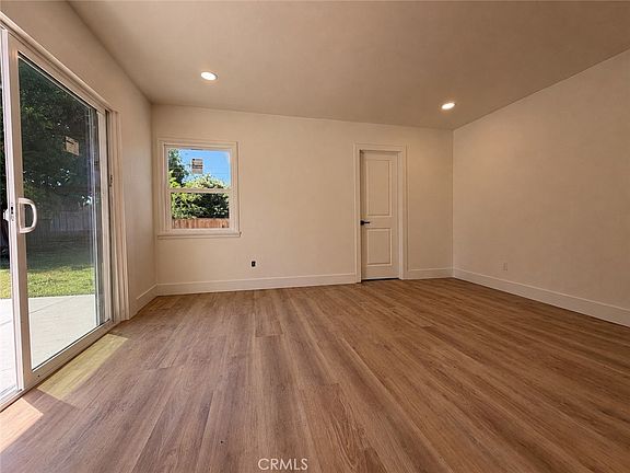 4th image of 4744 Cover St