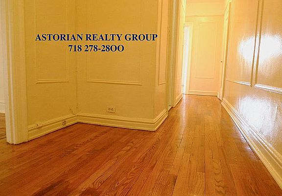 4th image of 2828 35th St #28