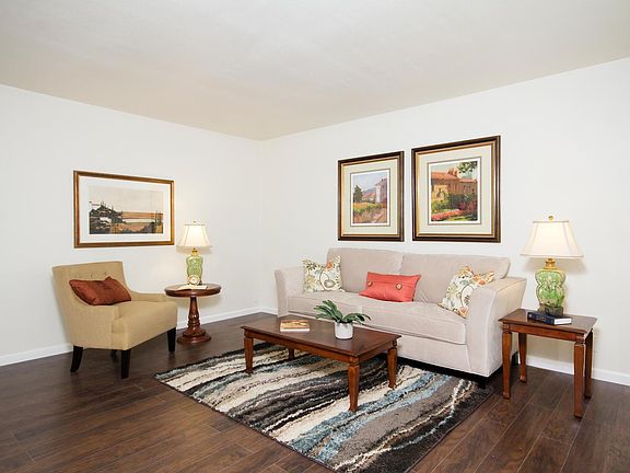 4th image of 608 O St APT 15