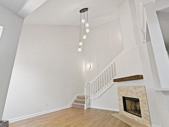 4th image of 312 Hawkstone Way #312