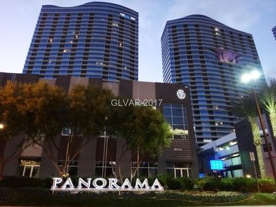 4575 Dean Martin Dr Unit 300, Las Vegas, NV, 89103