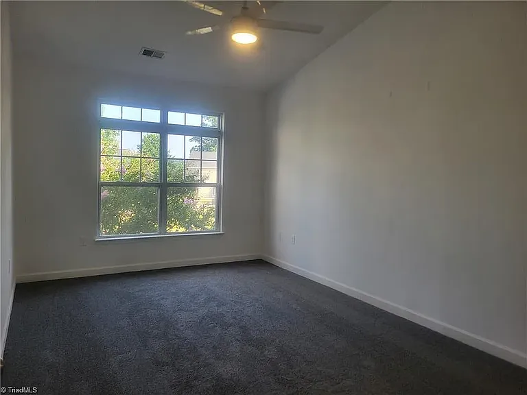 923 Windcastle Ln #301 — Photo 8