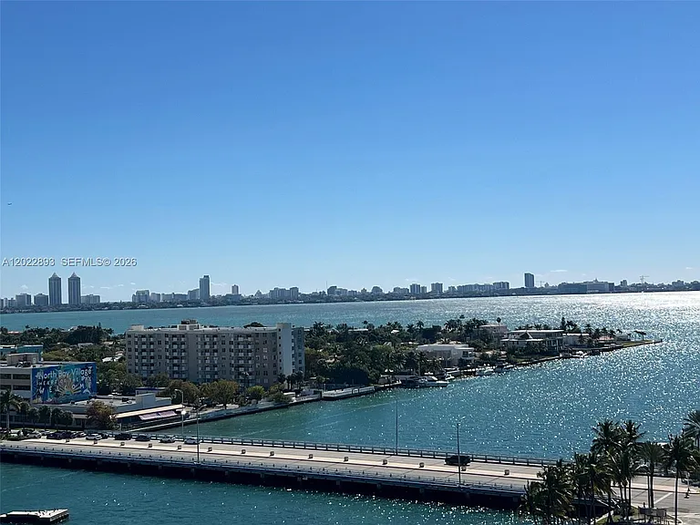 7910 Harbor Island Dr #1202 — Photo 21