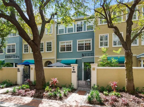 1451 Harbour Walk Rd, Tampa, FL 33602