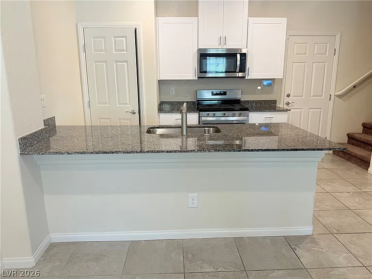 7331 Sunray Point St — Photo 13