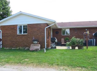 1 Carter Dr APT 2, Fairbury, IL 61739