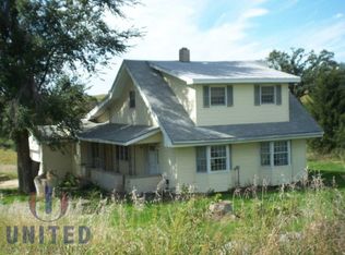 1927 Jasper Ave, Moville, IA 51039