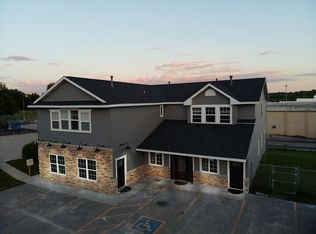 2240 9th St #1, Coralville, IA 52241