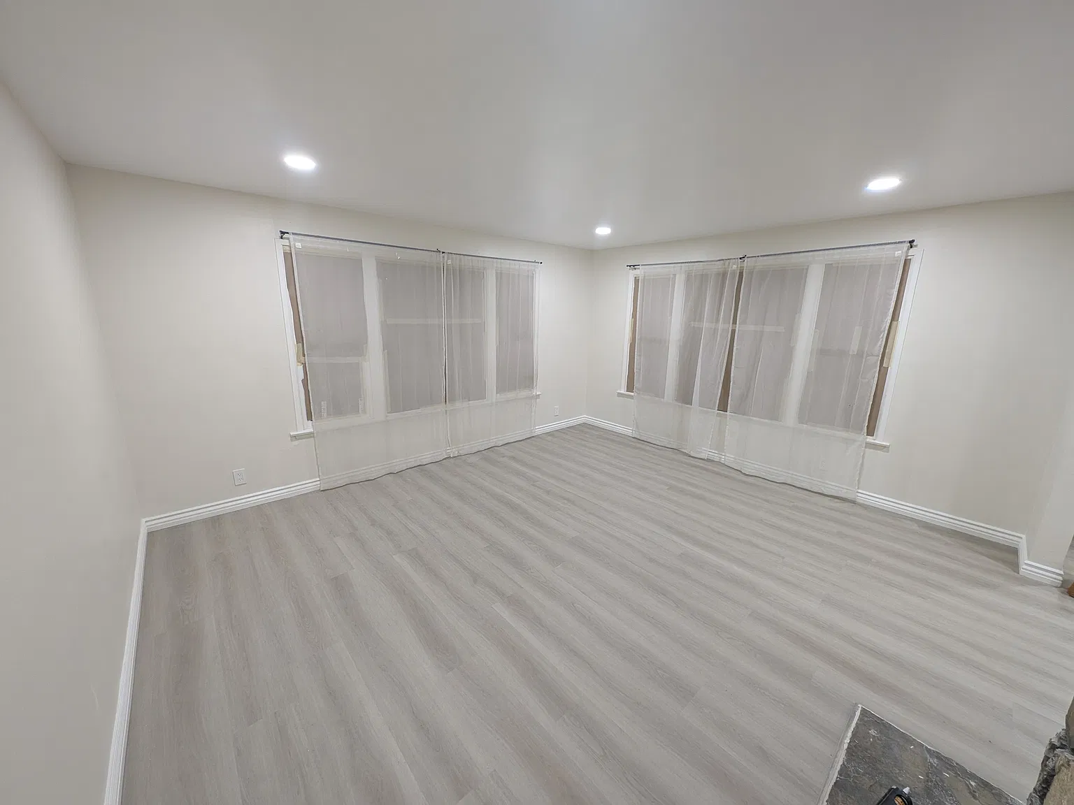 3 bed, 1700 sqft, $4,200 — Photo 4