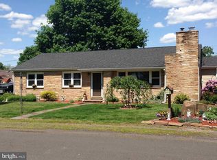 9287 Lacey Ave, Morrisville, PA 19067