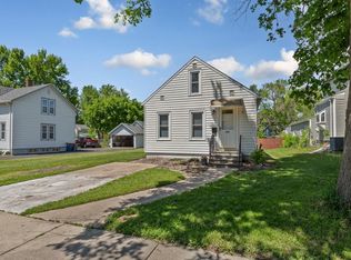 624 2nd St NE, Faribault, MN 55021