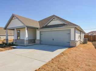 409 Rose Ave, Cleburne, TX 76033