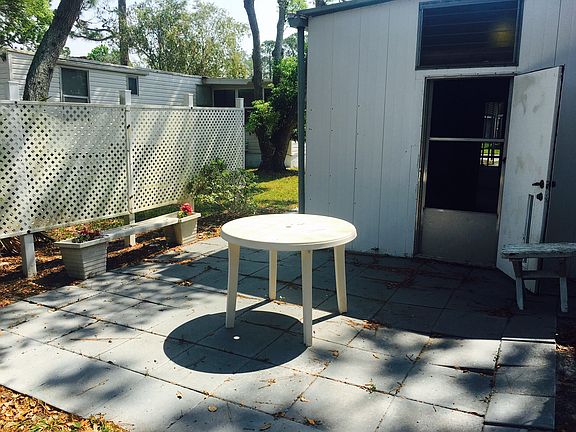 3rd image of 109 W Piedmont Ave