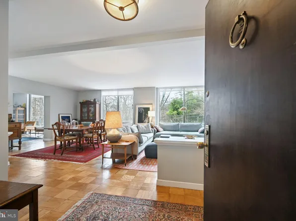 4100 Cathedral Ave NW #609, Washington, DC 20016