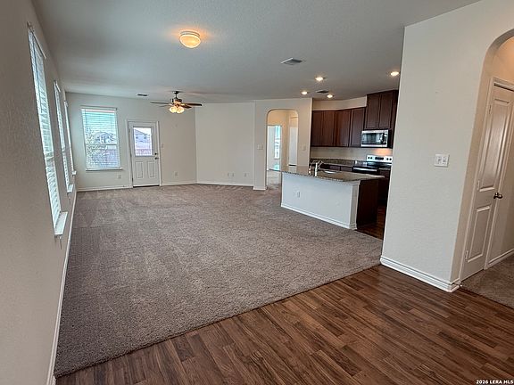 5th image of 4172 Carraway