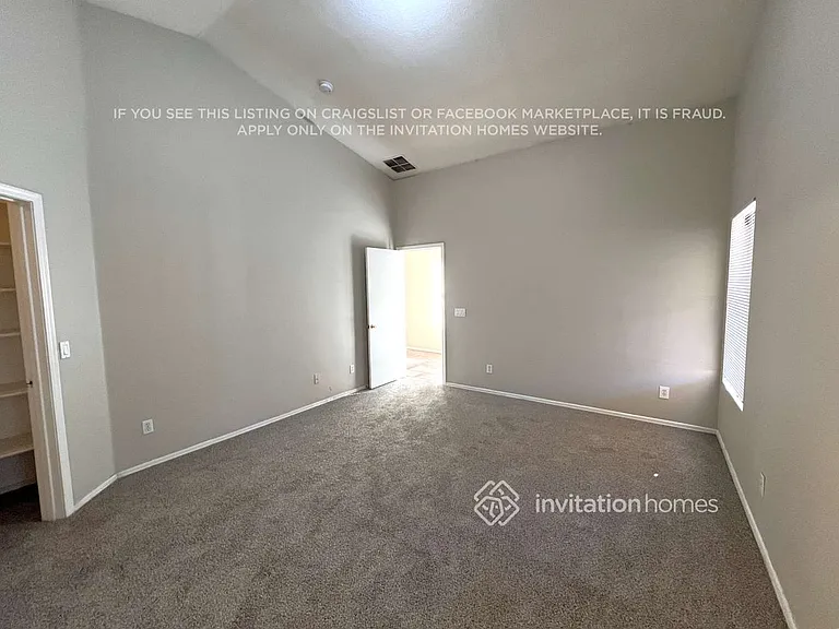 6347 W Hilton Ave — Photo 9